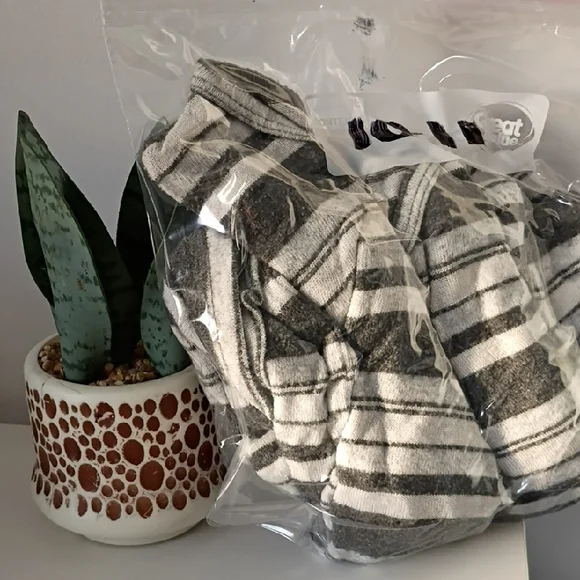 Alter'd State Black and White Striped Long Sleeve Top Women's Size Large - Picture 9 of 9